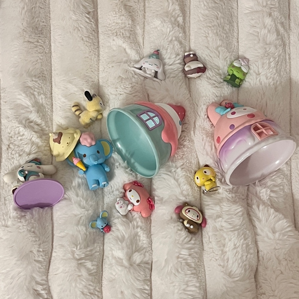 Sanrio Figurines